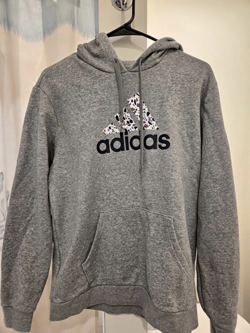 Adidas Women's Pullover Hoodie Large